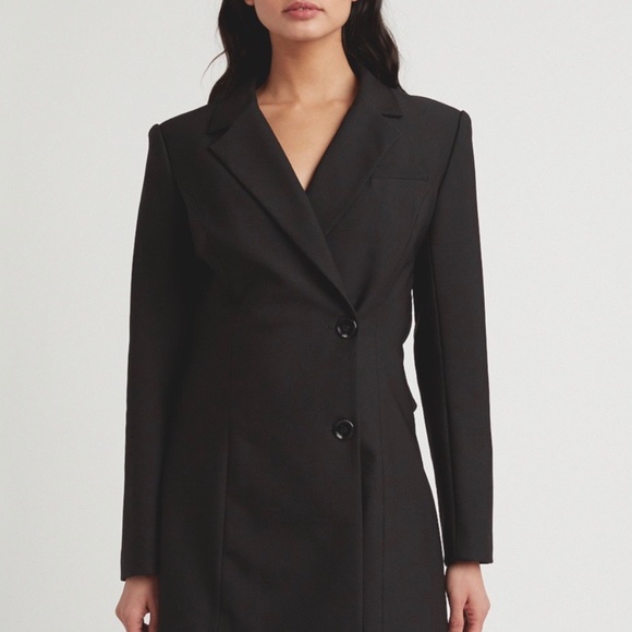 Tuxedo Dress from Choosy. - Picture 2 of 3